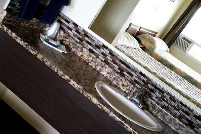 מוטל Side Trax Inn