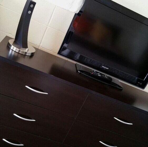 فندق على الطريق Side Trax Inn