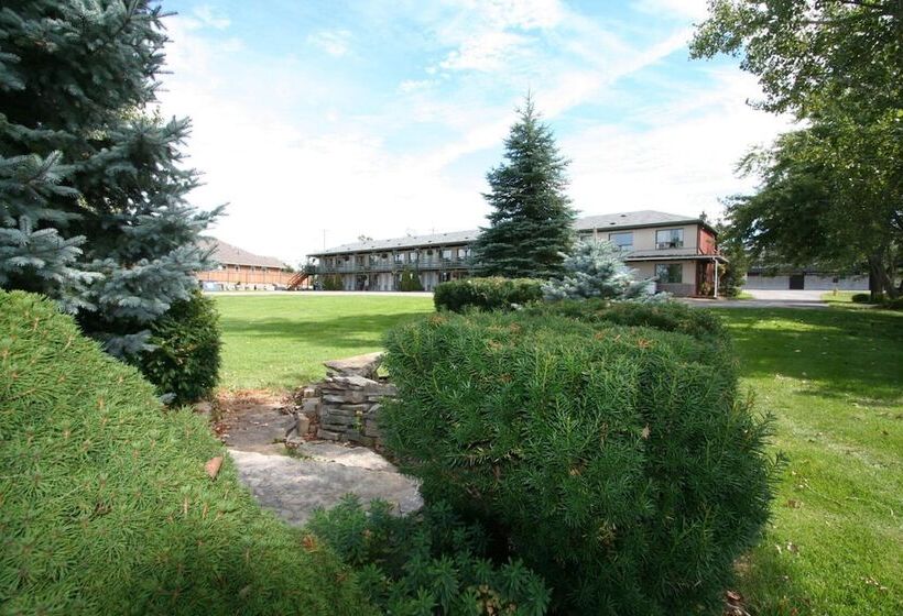 فندق على الطريق The Campbellford River Inn