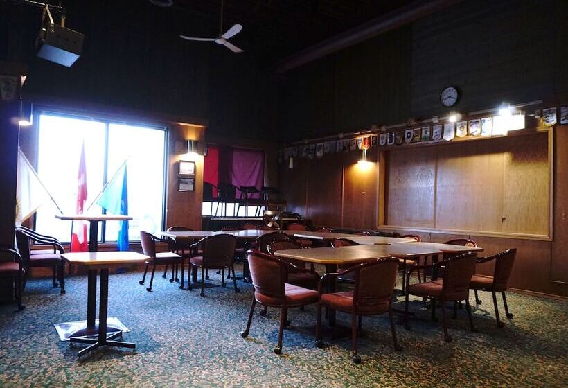 מוטל The Ritz Cafe And Motor Inn