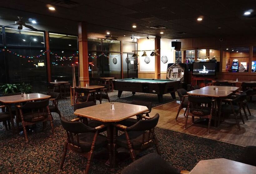 מוטל The Ritz Cafe And Motor Inn