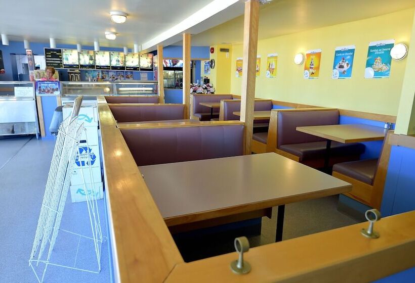 Motels Chalets Flots Bleus