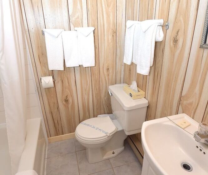 Motels Chalets Flots Bleus