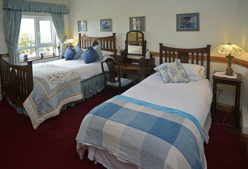 Moyglare Lodge Country House B&b