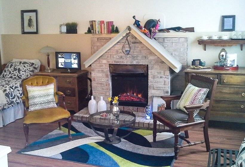 Opus 74 Bed & Breakfast