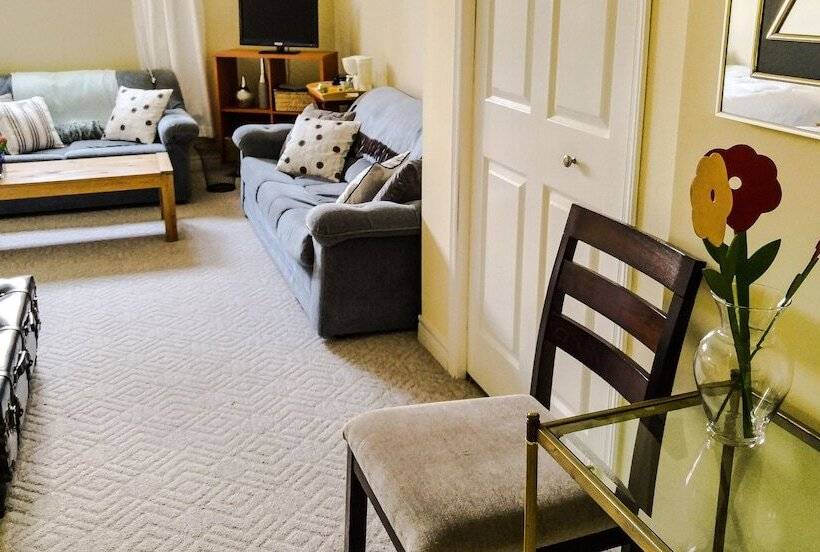 Opus 74 Bed & Breakfast