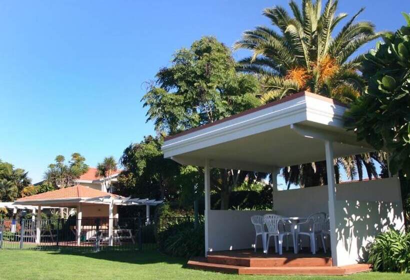 Pacific Palms Resort