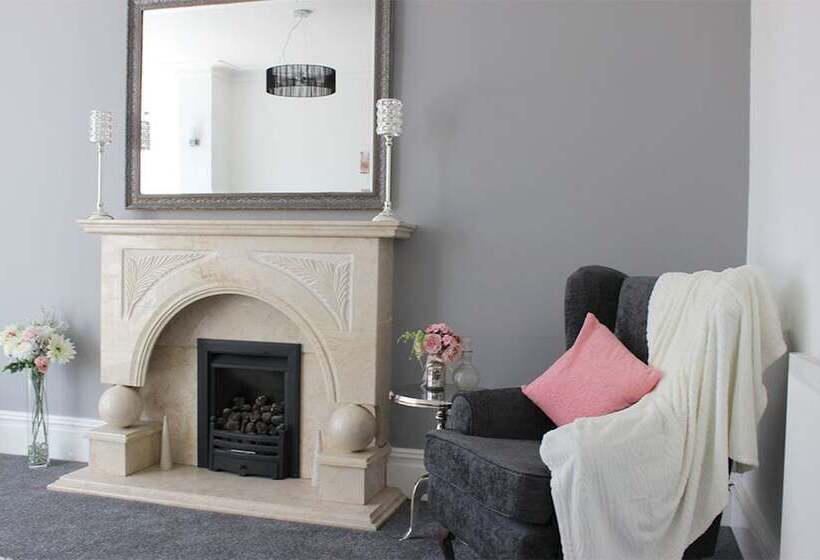 Пансион 786 Newport Road