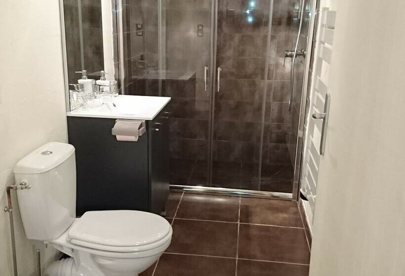 بنسيون A La Poularde