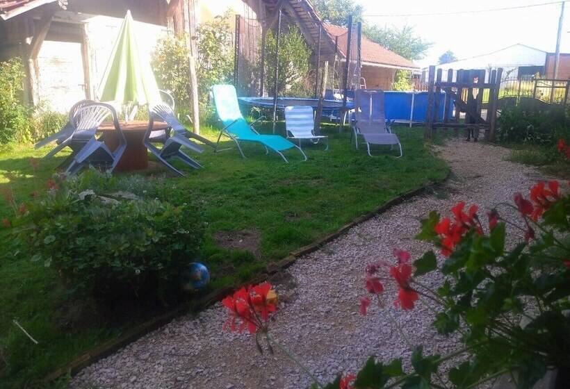 بنسيون A La Poularde