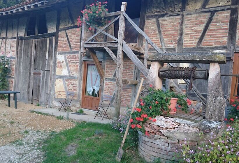 بنسيون A La Poularde