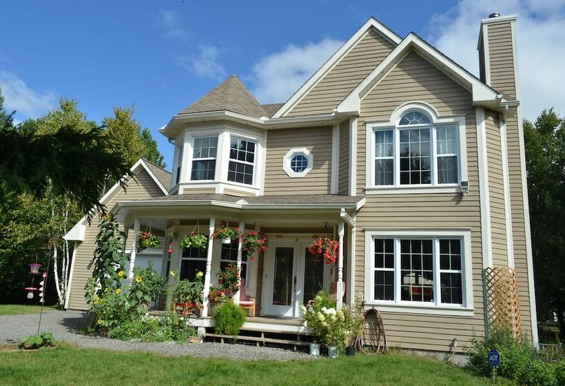 膳宿费 Bb Saffron Tremblant