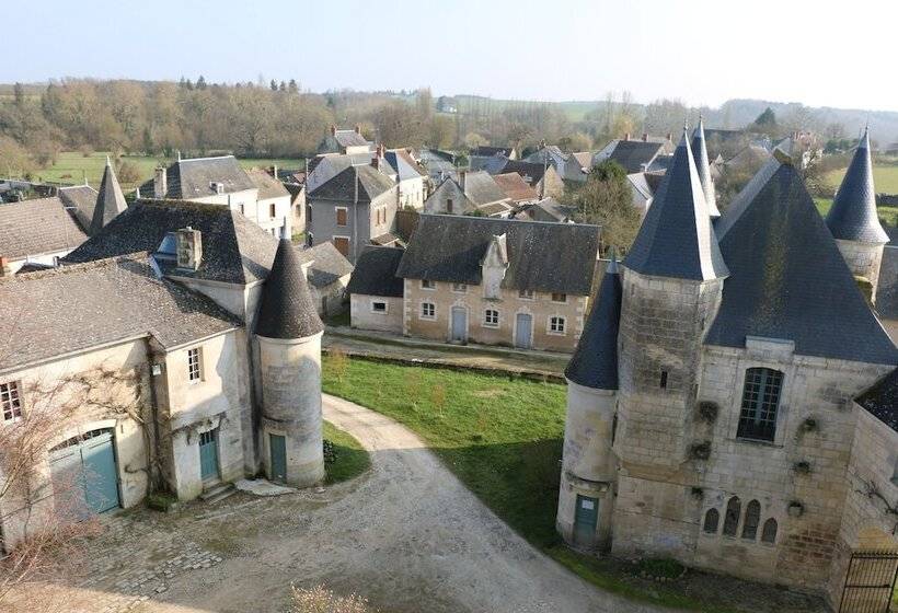 펜션 Château De La Celle Guenand