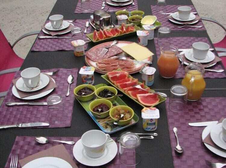 ペンション Domaine Saint Joly