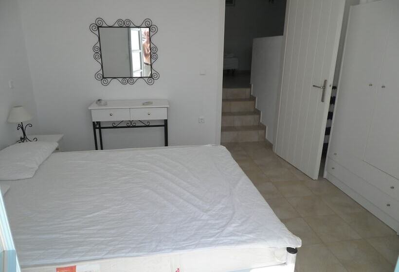 ペンション Kavalieros Studios