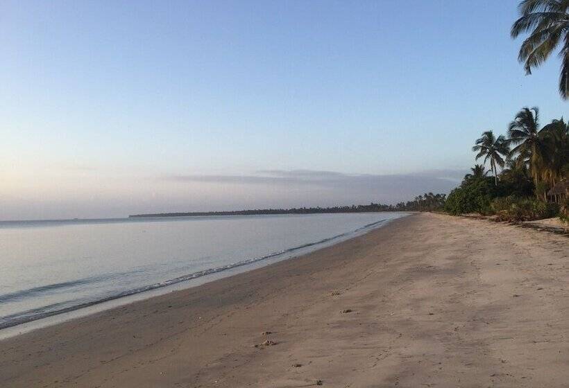 بنسيون Kijongo Bay Beach Resort