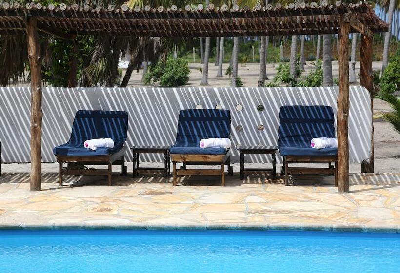 ペンション Kijongo Bay Beach Resort