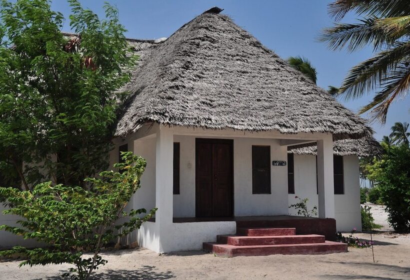 بنسيون Kijongo Bay Beach Resort