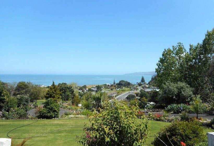 פנסיון La Casa Te Puru Lodge