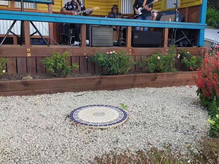 פנסיון La Casa Te Puru Lodge