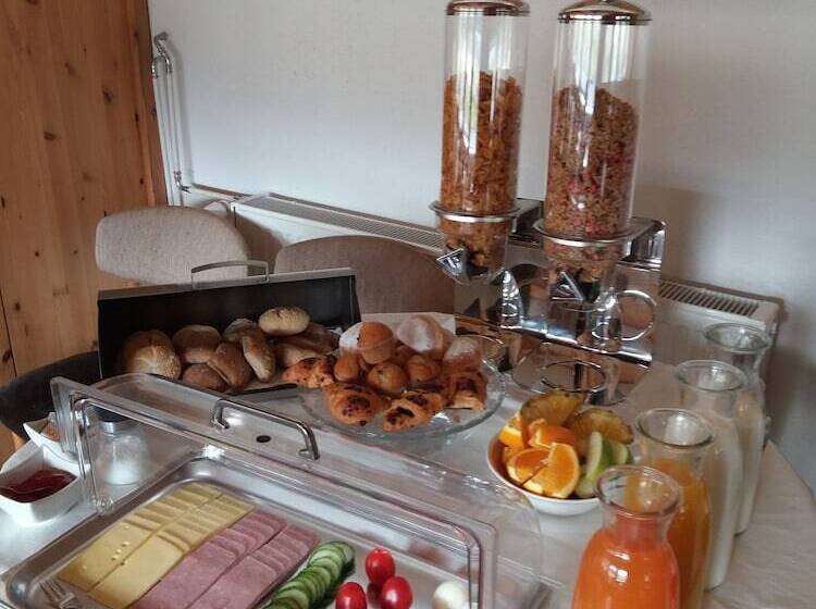 پانسیون Lónkot Rural Resort