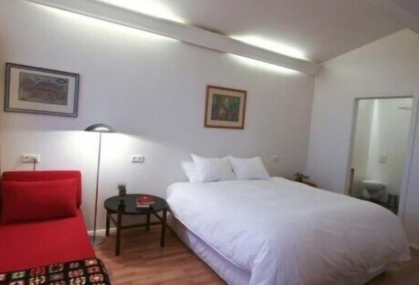 پانسیون Lónkot Rural Resort