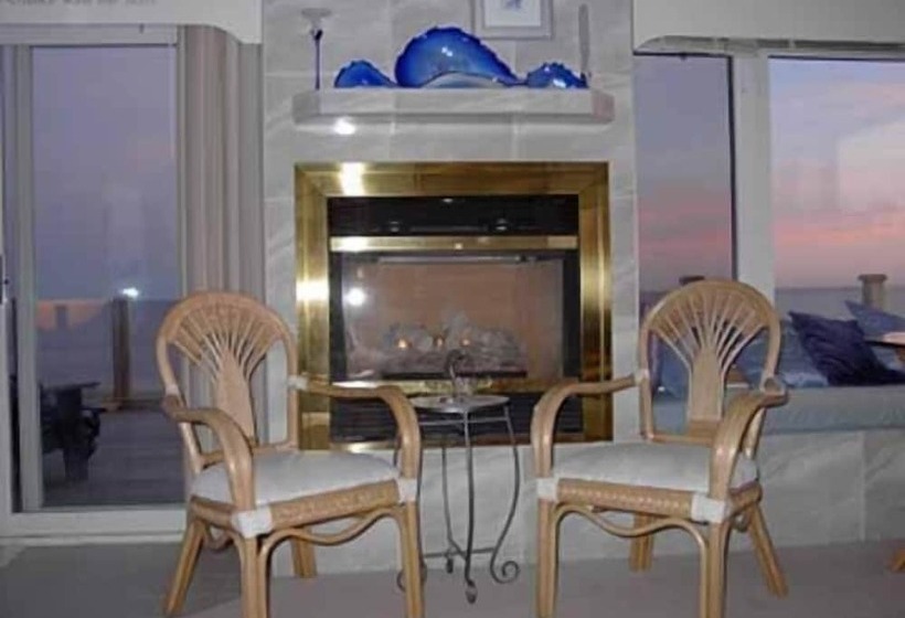 膳宿费 Moonlight Beach Suites