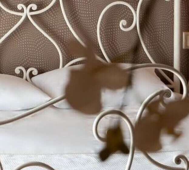 펜션 Polys Guest House