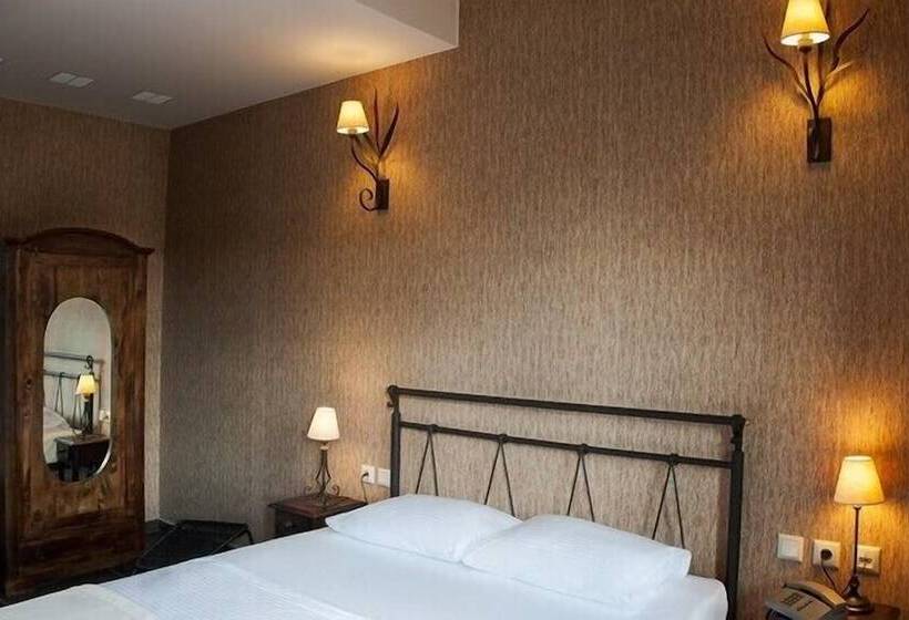 펜션 Polys Guest House