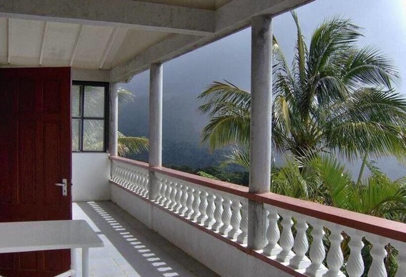 Panzió Symes Zee Villa