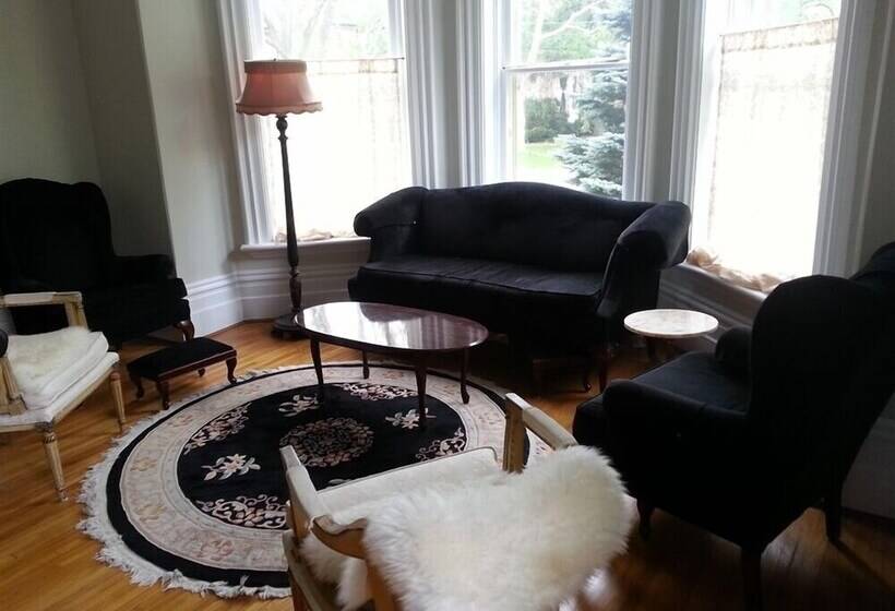 펜션 The Dufton House