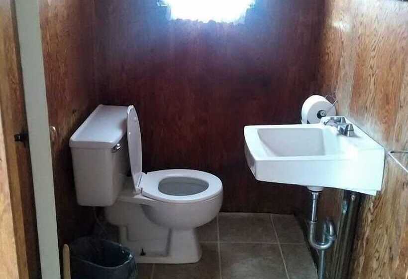 Poplar Grove Fishing Camp