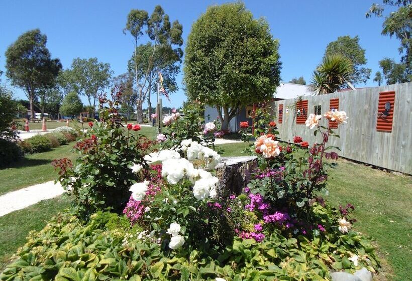 リゾートホテル Glenavys Waitaki River Motor Camp