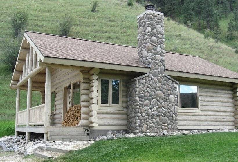 Rye Creek Lodge