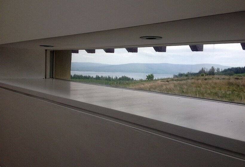 The Old School House