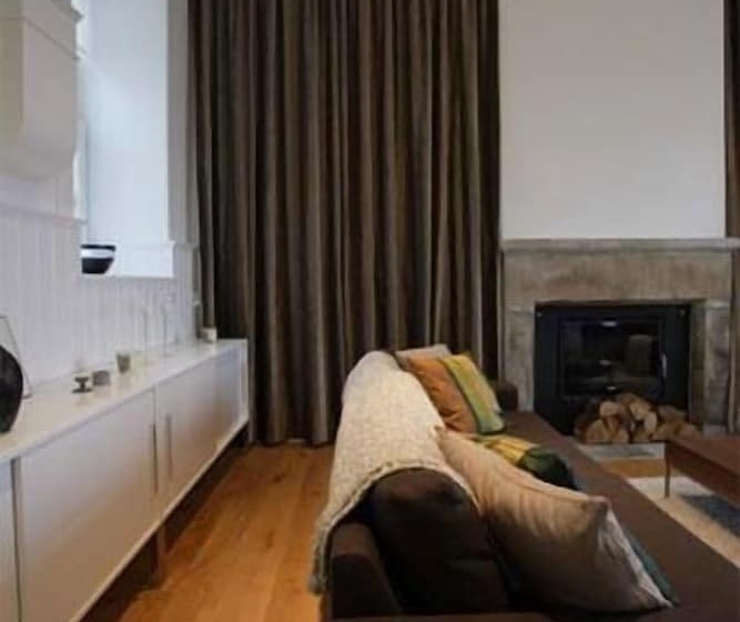 The Old School House