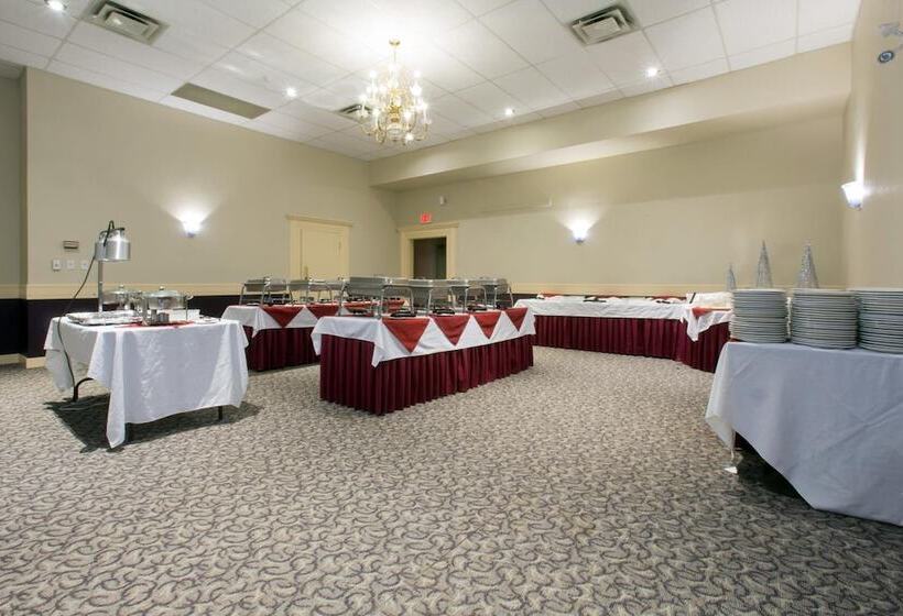 Vance Creek Hotel & Conference Centre