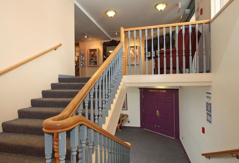 Vance Creek Hotel & Conference Centre