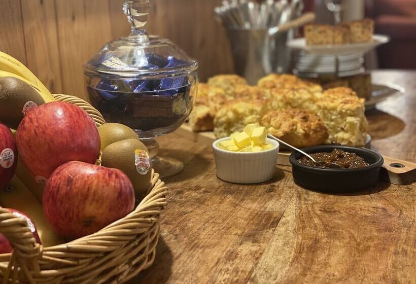 Vineyard Cottages   Kumeu