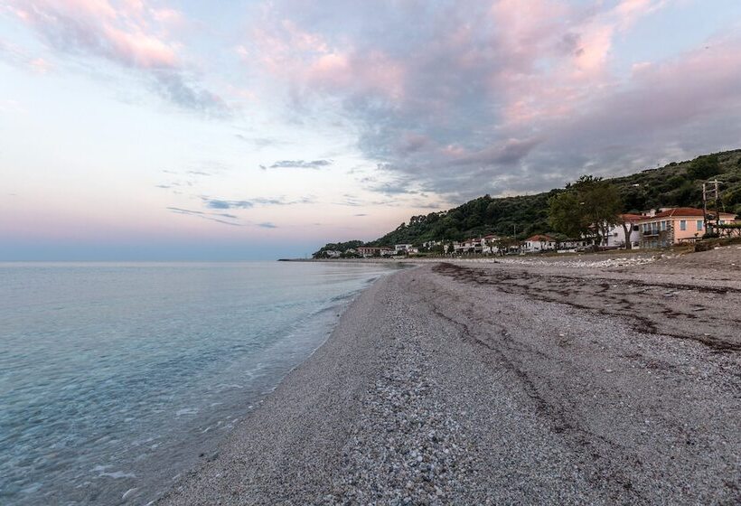 Aeolos Hotel & Villas   Pelion