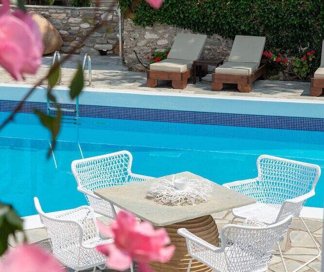 Aeolos Hotel & Villas   Pelion