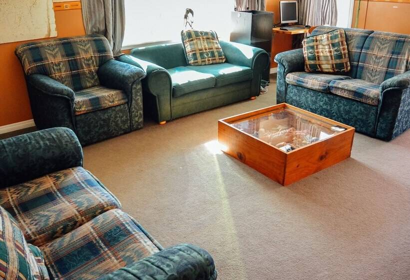 فندق صغير Blue Moon Lodge