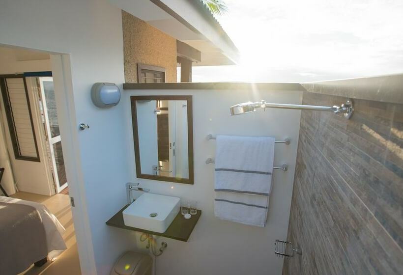 הוסטל South Sea Island