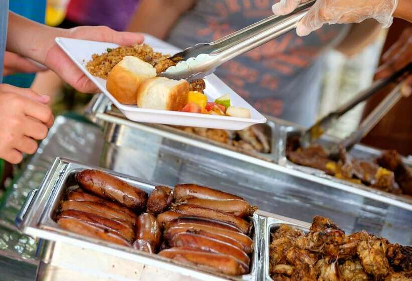 הוסטל South Sea Island