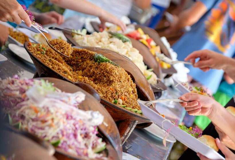 הוסטל South Sea Island