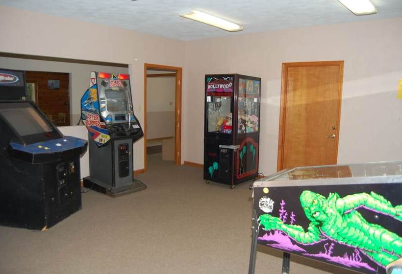 Bear Cave Camping Resort