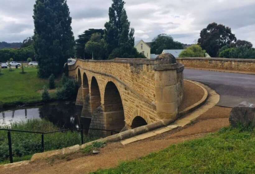 مبيت وإفطار Alexanders  Of Richmond