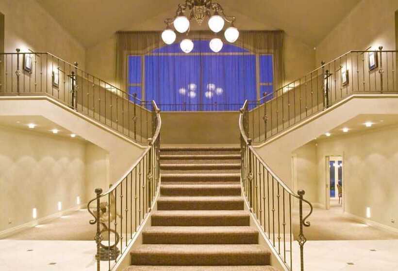 تختخواب و صبحانه Sapphire Ridge