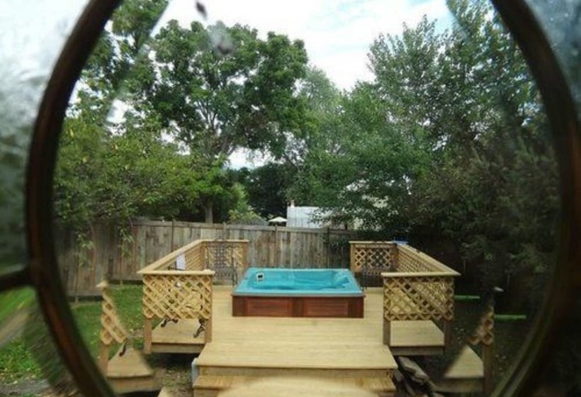 ベッドアンドブレックファースト Woodruff House