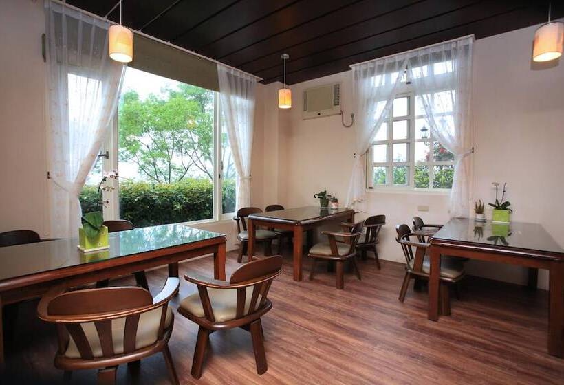 تختخواب و صبحانه Yilan Ya Lu Homestay
